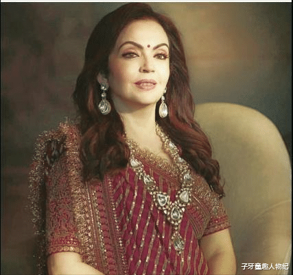 印度 印度“老佛爷”妮塔·安巴尼：生活挥霍无度，为何会被独宠35年？