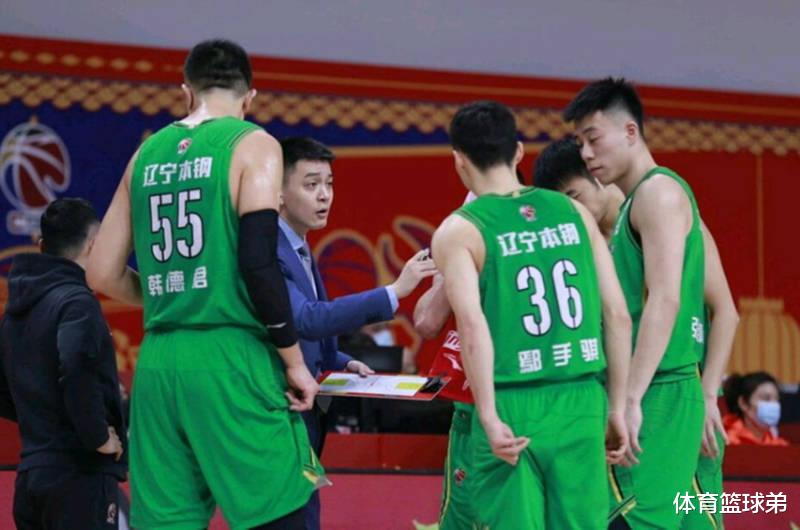 巴塞罗那|杨鸣以重点打造青年军，这次他要和杜锋再次硬刚，广东悬了！