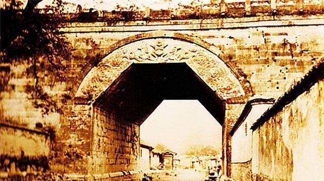 阳光语言矫正说|清代奇案：夫妻被害，儿子失踪，十年后案子告破，结局令人感动