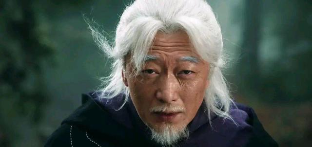 司藤|《司藤》结局：丘山道长被连两个妖所爱，他却把秘密埋藏心底