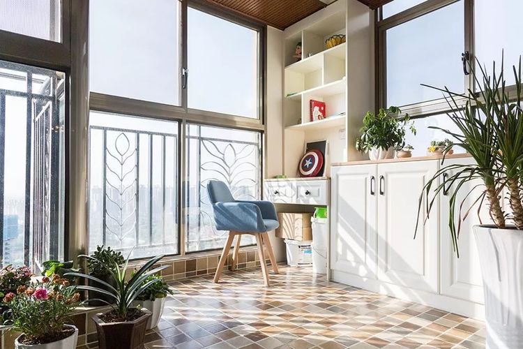 装修设计指南|朋友的房子装修真好，漂亮又实用，一个玄关组合柜很赞！