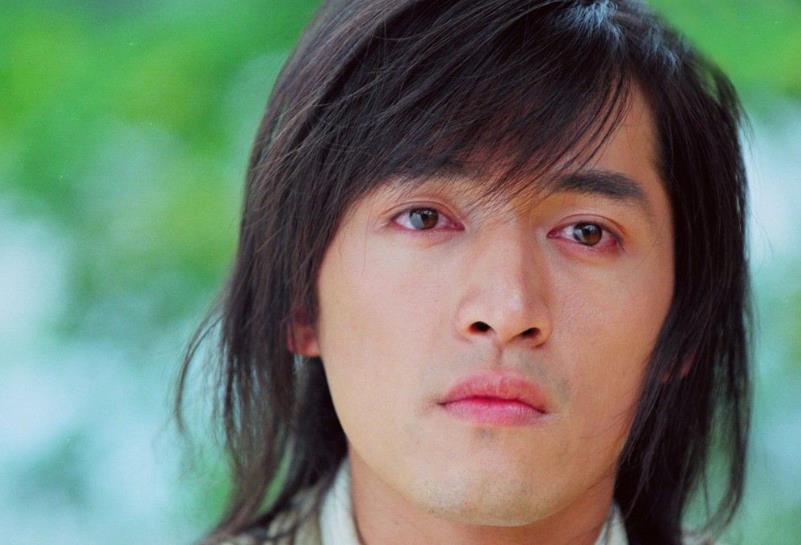 胡歌|李逍遥第一人选当年不是胡歌？是我们很熟悉的这位主持人，多谢不演之恩