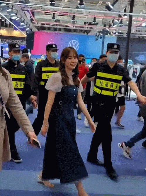 照骗|绝色网红齐亮相，真容却一个比一个幻灭，网友：这放在古代就是欺君之罪吧？