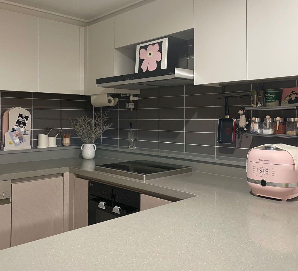 |这对韩国夫妻好会做减法,100平全屋清干净走极简风,越住越舒适