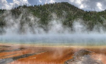 只为调好角度 辽宁锦州这座122岁的火车站，至今仍在使用，每天都有火车进站