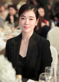 王一博|艺人榜又有变动：热巴不入榜， 王一博只排第十，榜首得多厉害？