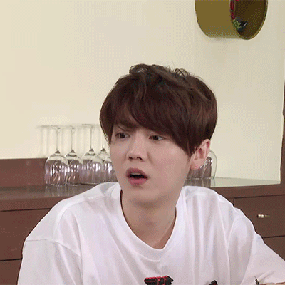 鹿晗|鹿晗发文告别五哈，粉丝评论却让人意外，那道坎终究是过不去了