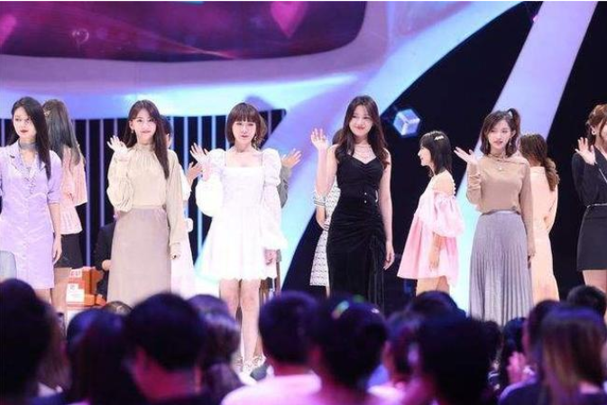 非诚勿扰|“打工仔”上非诚勿扰，24盏灯全灭，孟非笑了：他是刘銮雄的儿子