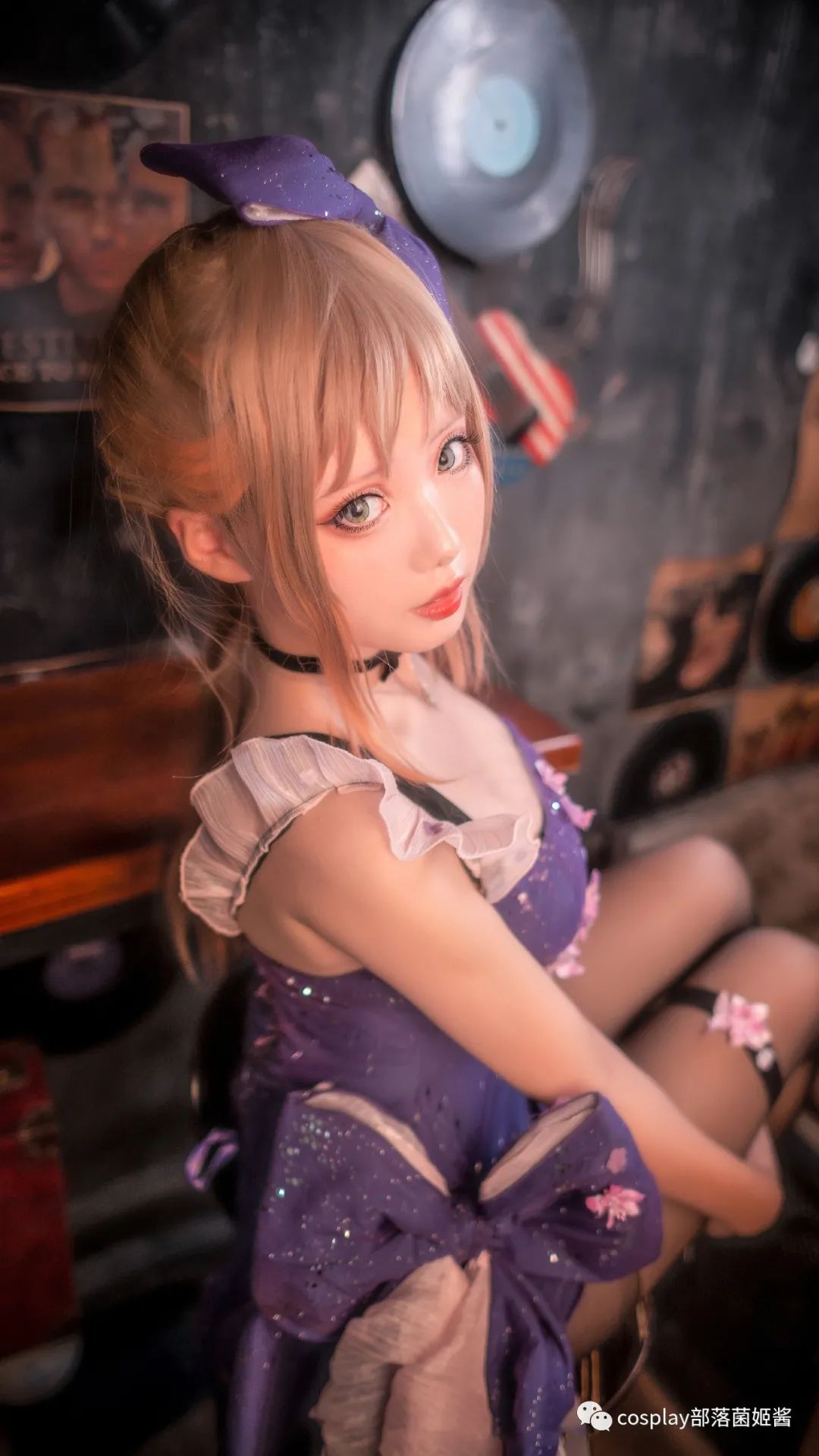 少女前线|cos：少女前线软妹K2黎明之前礼服cos正片@莉莉娅