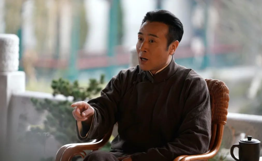 行行出状元|没等到《叱咤之城》，却盼来于和伟另一大剧，女主是剧圈“大鳄”