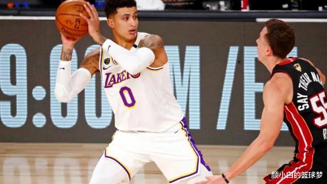 库兹马|美媒模拟4套库兹马交易方案：打包换科林斯，4换2火箭塔克+神射