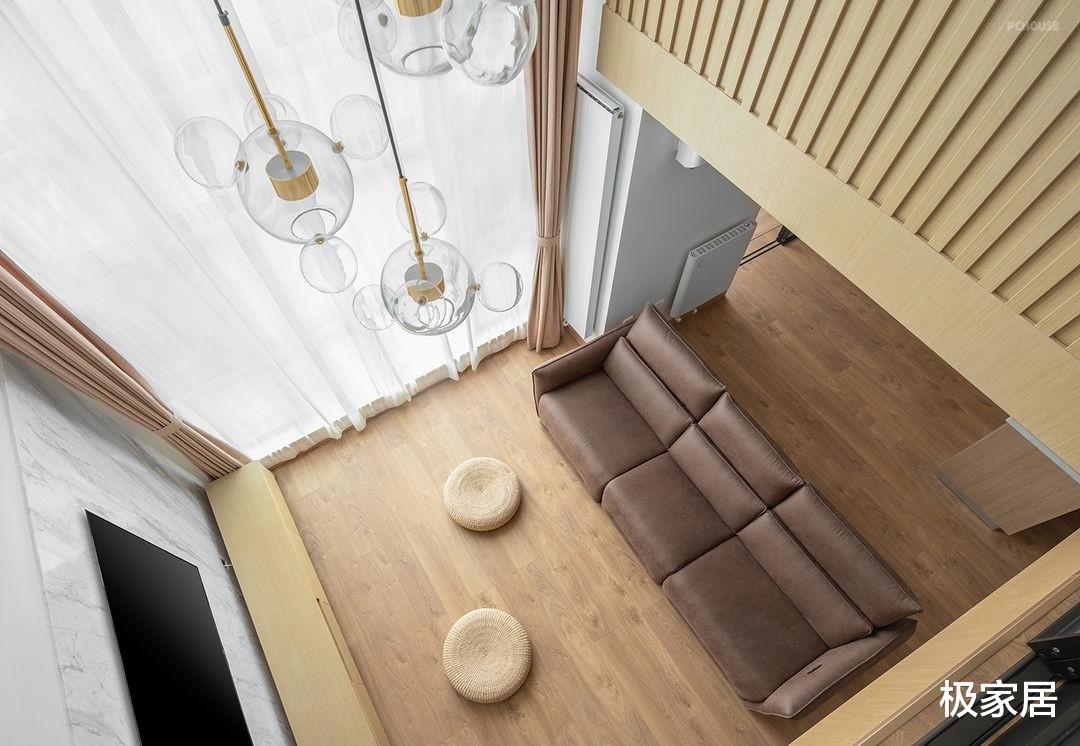 原木风的小家，“一居室”就能满足一家三口的生活，实用又温馨