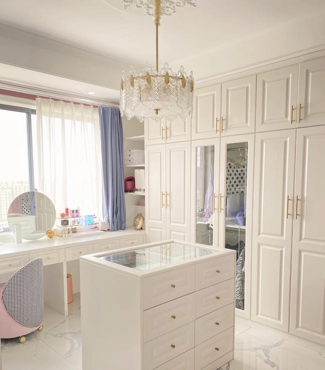 女主128㎡新居,色彩碰撞带来的新颖浪漫体验,引得上万网友收藏