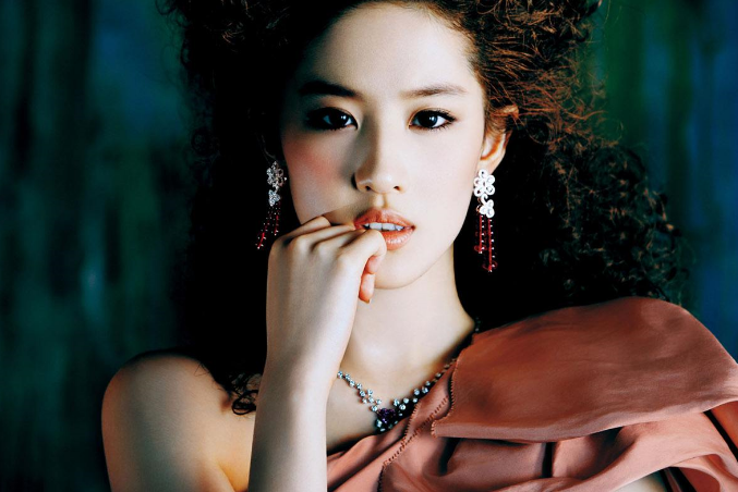 刘亦菲|越瘦的女明星越美吗？来看看体态丰盈的刘亦菲，畸形审美该改变了