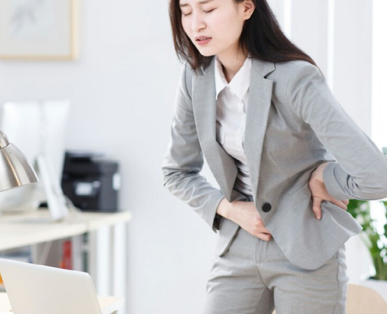 金兰中医学社|32岁女士肝郁结，满脸斑，半年来，坚持做3事，疏肝养血斑也消