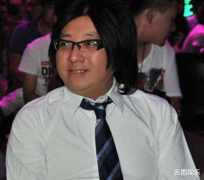 |53岁袁惟仁成植物人！前妻独自抚养俩娃，经济压力太大积劳成疾