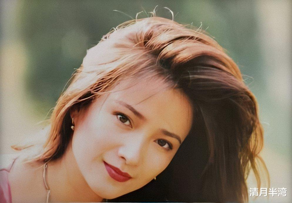 琼瑶|琼瑶选的女郎们，年轻时个个是鲜花正绽的美人