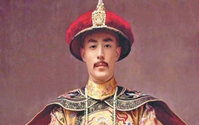 奶豆说育儿|清朝真正的罪人不是慈禧,而是此人,他让中国陷入国耻的黑暗中