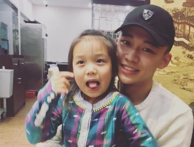 刘奕君|“大佬”刘奕君,曾是人间绝色,27岁奉子成婚,40岁二婚娶女强人