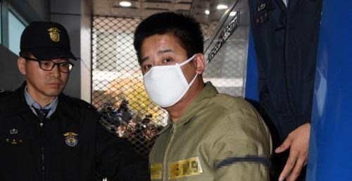 韩国|韩国“好爸爸”：为救女儿感动千万民众，人设崩塌才知是恶魔面孔