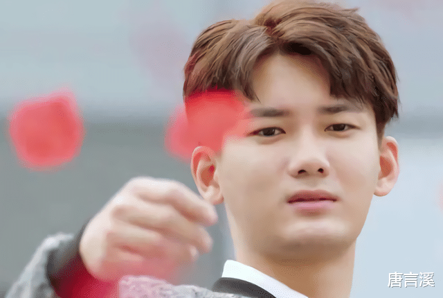 曾舜晞|内娱“姨”化的男星巅峰PK，谁成了大妈，谁又让人喷饭？