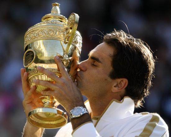 費德勒|19年來無數(shù)高峰低谷 ATP最受歡迎球員獎 為什么永遠(yuǎn)都是費德勒