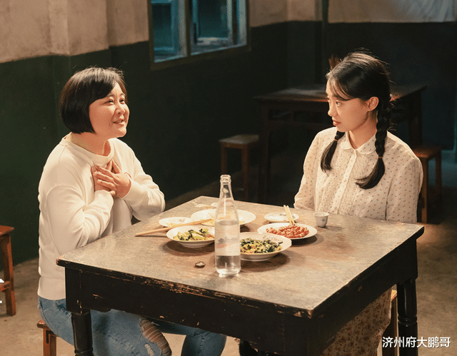 张小斐|面对网友“国民母亲”的称谓,张小斐显得格外清醒