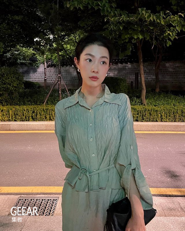遮瑕膏|为何不论涂多厚的遮瑕膏还是遮不了黑眼圈？因为你漏了这步！