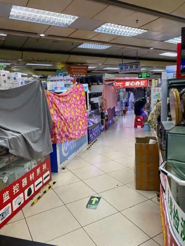 河南商报 深圳再通报赛格大厦晃动事件！亲历者：有人从51楼跑下来，不敢再上班