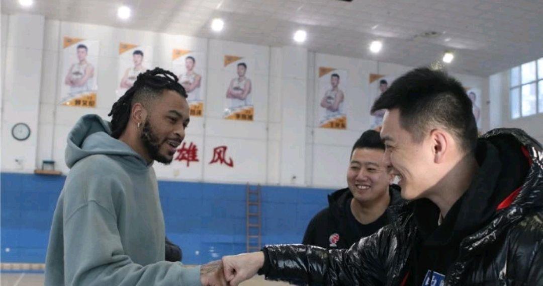 辽宁男篮|14分15板！辽篮大外创CBA两项纪录 优缺点太明显 杨鸣找到使用说明