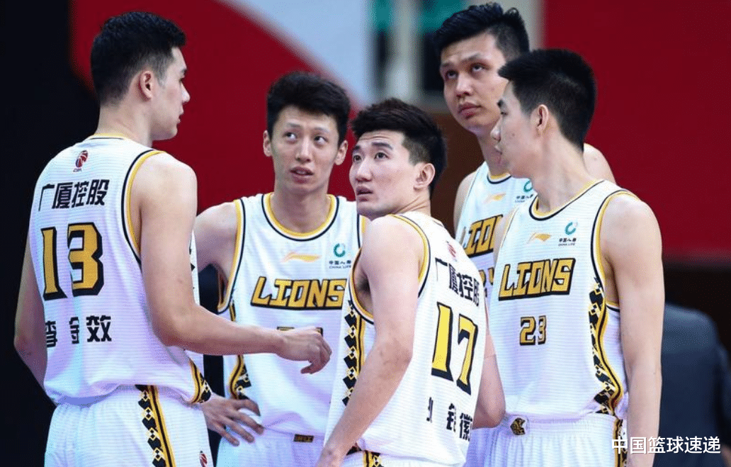 廣廈|CBA焦點戰(zhàn)，廣廈沖擊四連勝，胡金秋PK頂級大外，大黑馬或四連敗