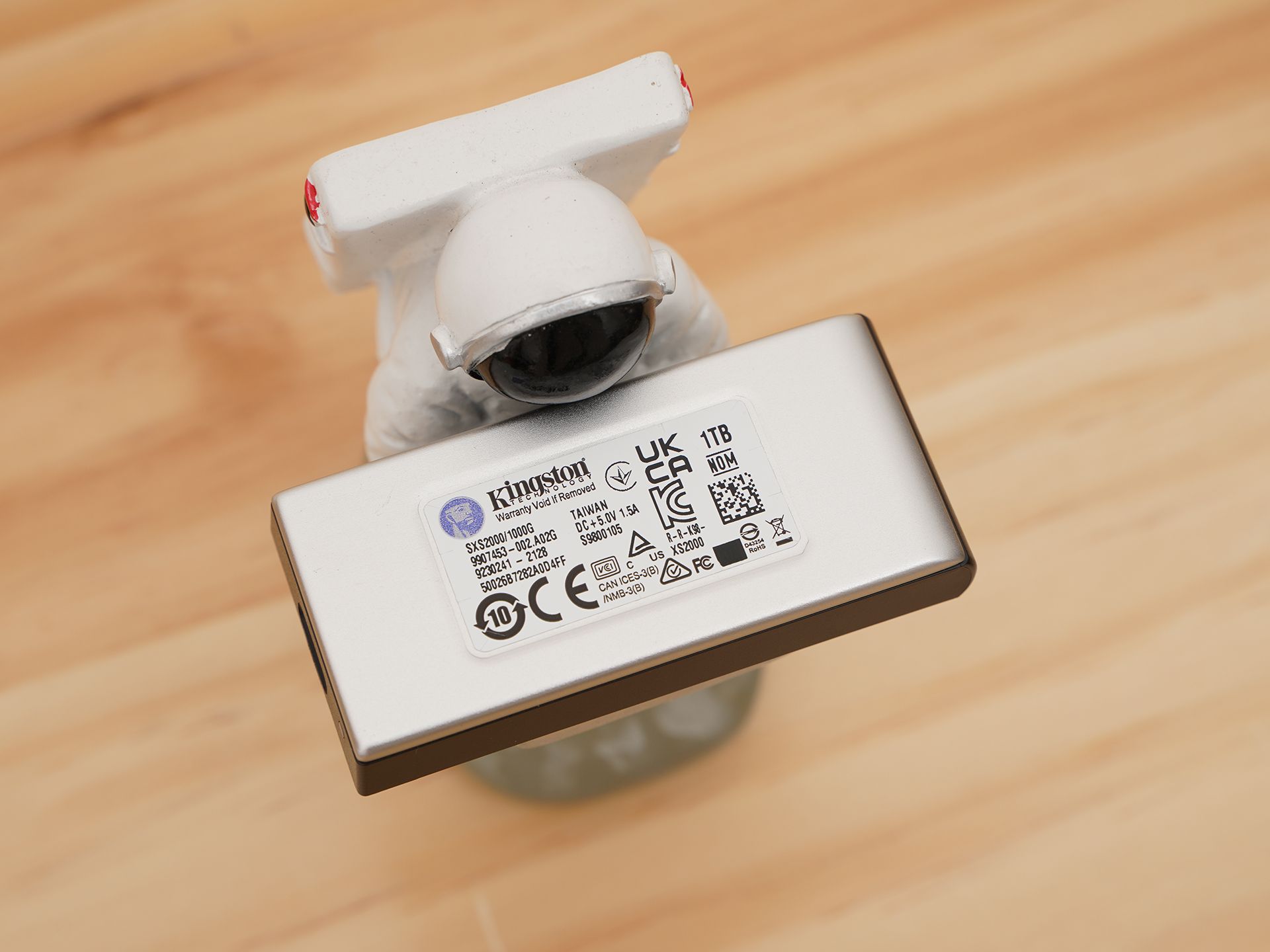 金士顿|既高速又小巧 金士顿 XS2000 移动固态硬盘开箱