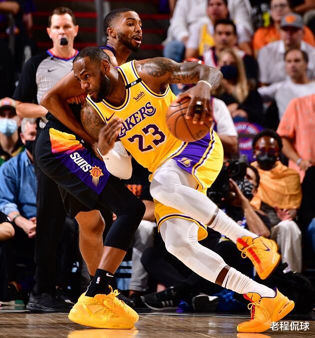勒布朗·詹姆斯|场均出手8次三分球!詹姆斯为何不突破杀篮下?湖人主帅亲自揭秘