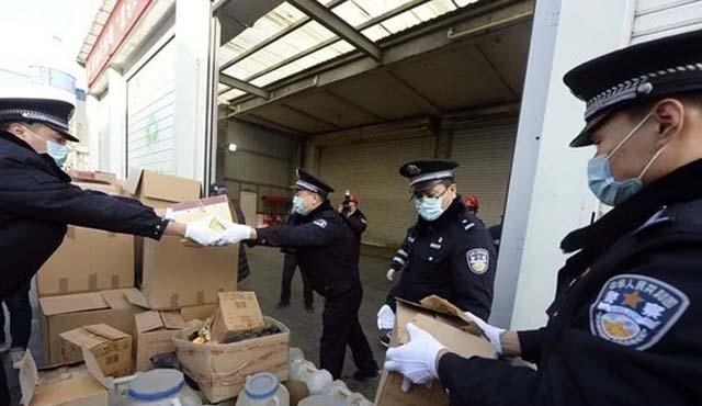 谨慎中招:3个骗局专盯准老人的钱?1个骗局套走5亿,转给长辈看