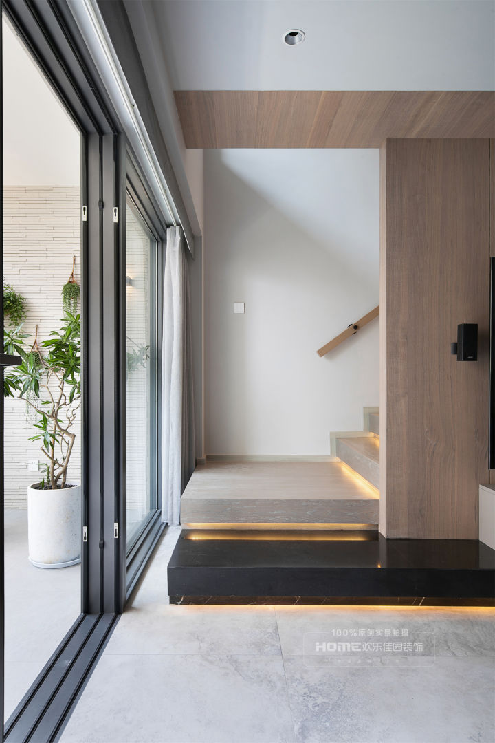 |300平现代简约复式，楼梯改造方案绝了