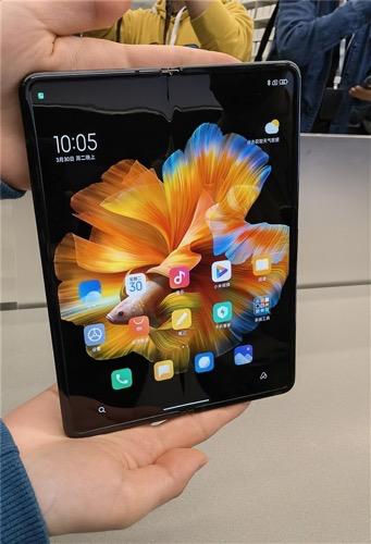 小青儿|小米和vivo推万元机，你是否会支持？