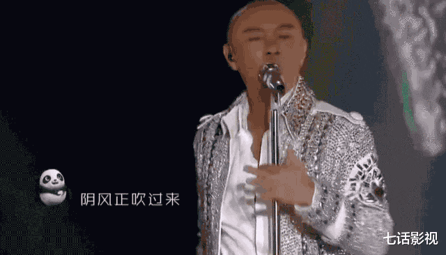 张卫健|《追光吧》话题王，6年只演一部剧的张卫健，为何仍能称霸热搜？