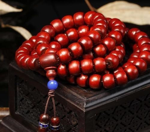 |有这7种文玩手串的小伙伴，一起来讨论一下，该怎么“打底”！