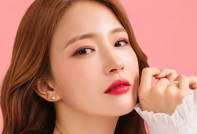 史迎军眼整形|史迎军眼整形 | 双眼皮拆线后几天能沾水呢?