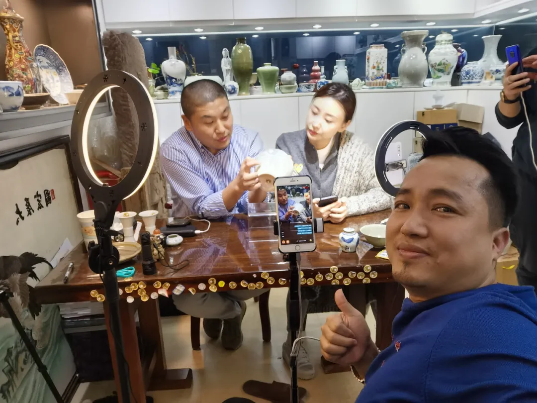 连续办了五场百万保真大拍,他的秘诀是什么?