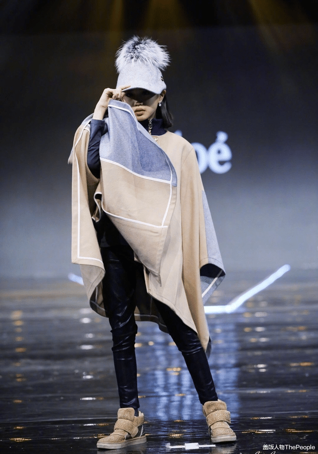 贾云馨|长相浪费基因?这些星二代,明明跟父母共用一张脸