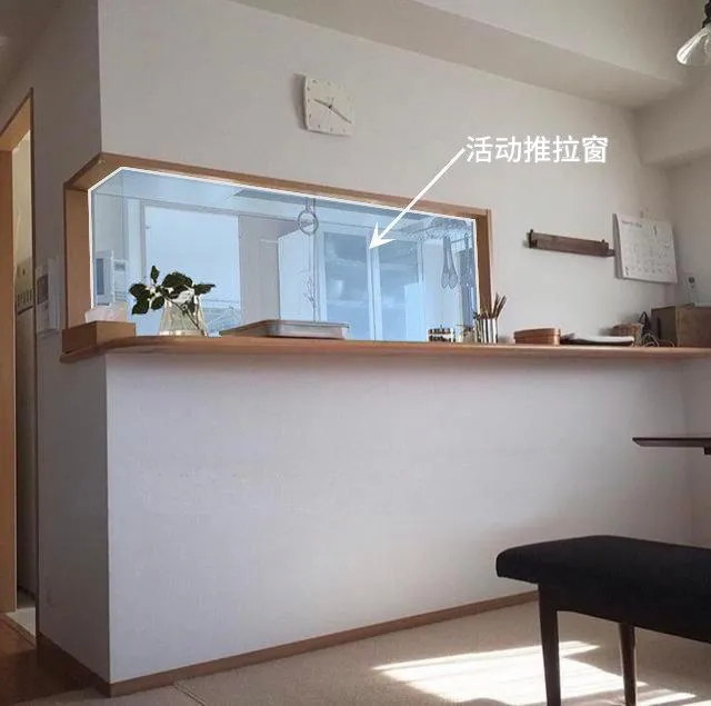 装修设计大全|厨房扩容别只知道砸墙做开放式，封闭式也能玩出花！