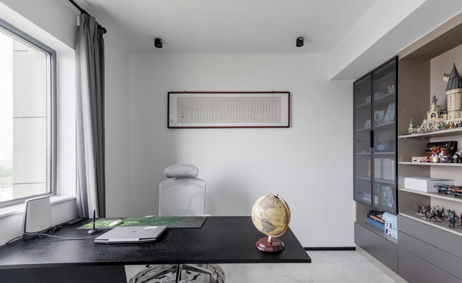 小拾谈装修|全屋铺地砖，墙面刷大白，真没想到这是90后的家，太实用了