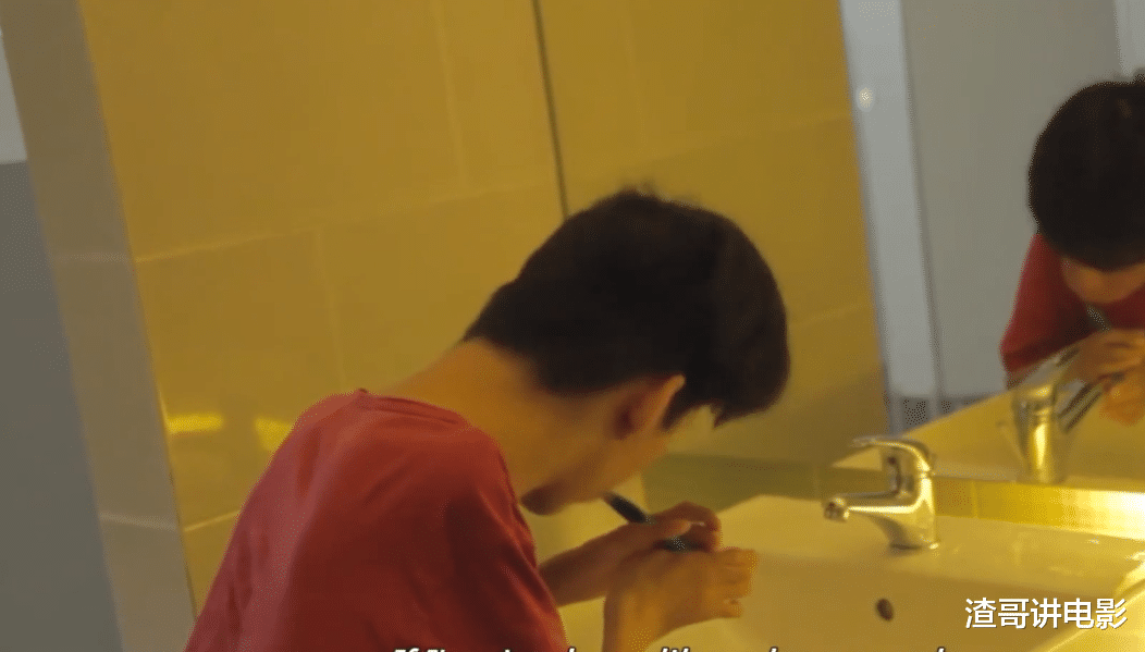 绘画|这是受橙剂危害的儿童们：肢体扭曲犹如变异，但他们却坚强的活着