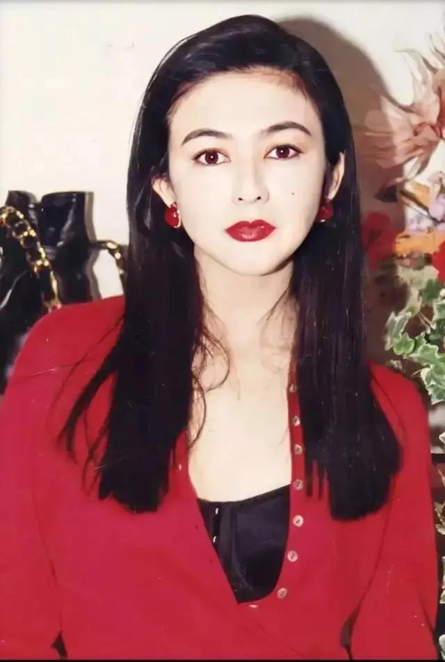谢娜|“一代尤物”关之琳的前尘往事，我们都错怪她了