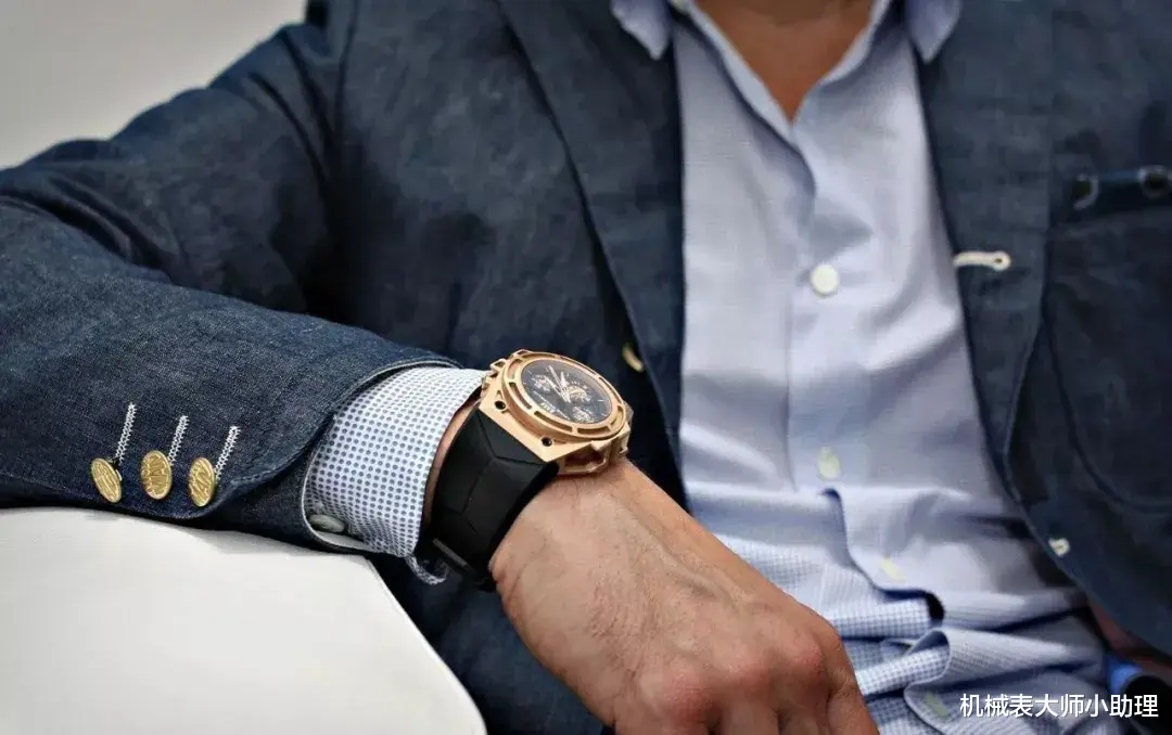机械表大师小助理 机械表大师：不同年龄段男士喜欢的手表款式中，谁才是颜值担当？