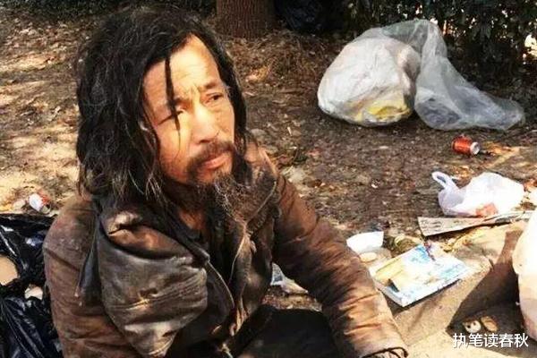 流浪汉|从流浪汉到身家百万,“国学大师”沈巍爆红后,人生发展到底如何