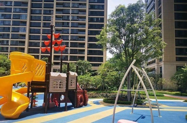 房价|从不同阶层分析，如果房地产崩盘了，会有如何不同的结果