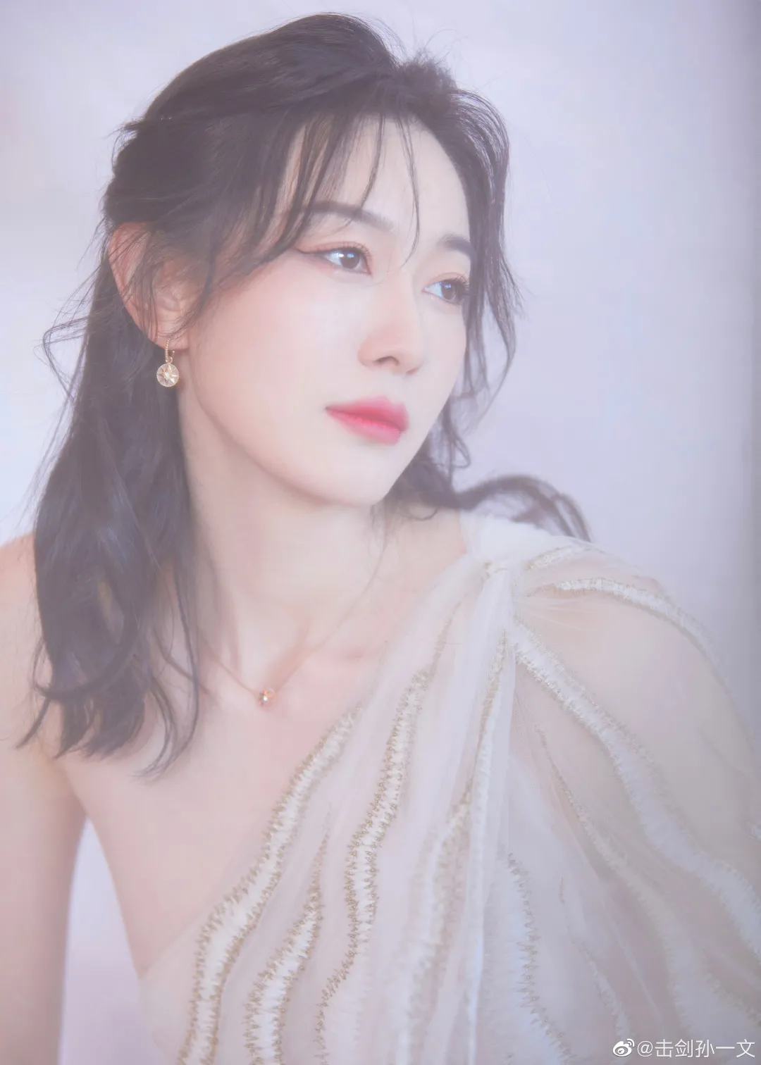 杨幂|终于,杨幂重回美貌巅峰,这次全网沦陷