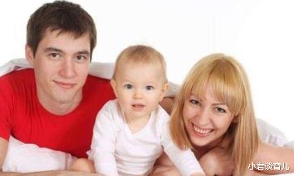 小君谈育儿|宝宝小时候和妈妈很亲近,长大后却如同陌路